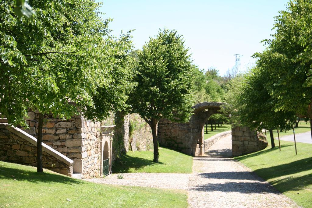 Quinta De La Barandica Pensionat Miranda do Douro Exteriör bild