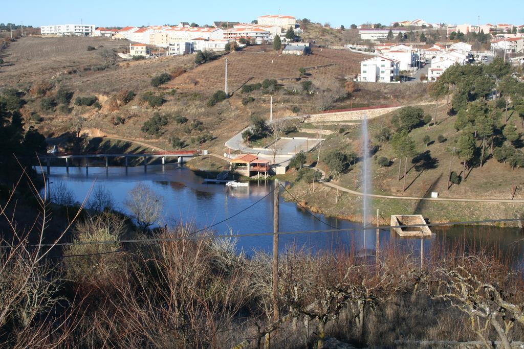 Quinta De La Barandica Pensionat Miranda do Douro Exteriör bild